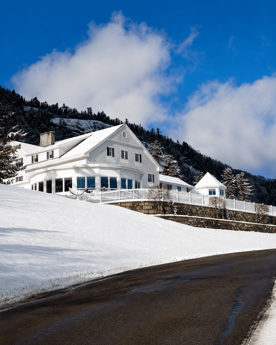 Signature Holiday Hotel